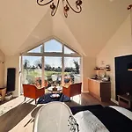 Apartment Luxury Romantic Bolt Hole Manfield